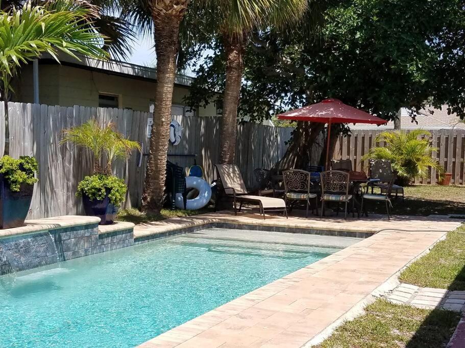 Bahamian Cottage - Heated Pool Walk To The Beach Cocoa Beach Exterior foto
